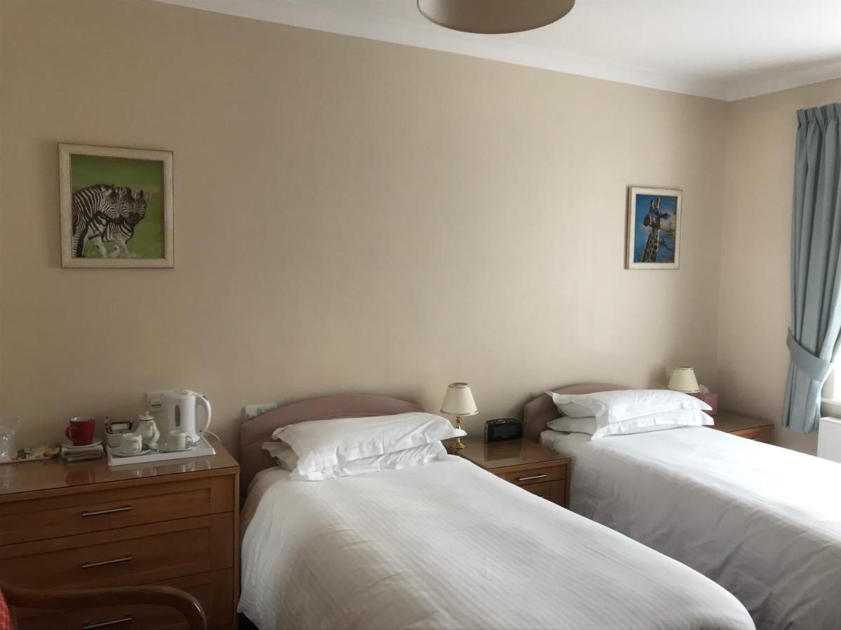 Merton House ワージング 部屋 写真