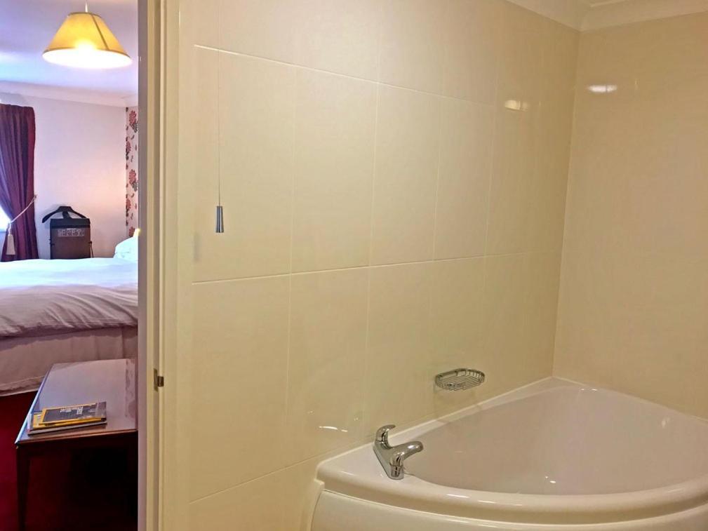 Merton House ワージング 部屋 写真
