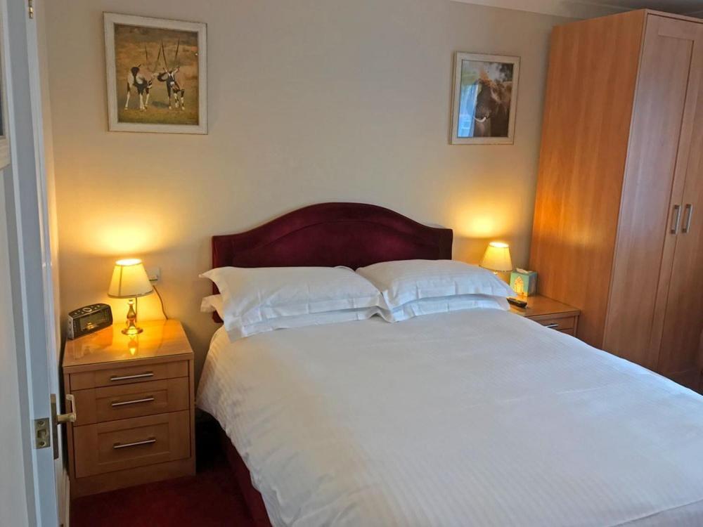 Merton House ワージング 部屋 写真