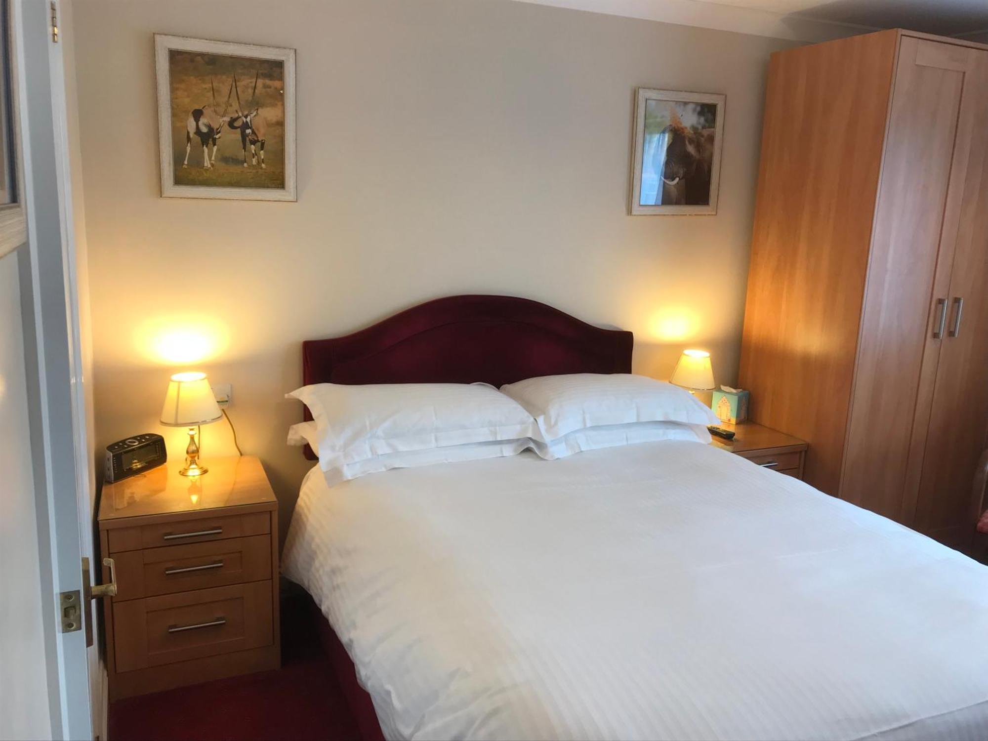 Merton House ワージング 部屋 写真