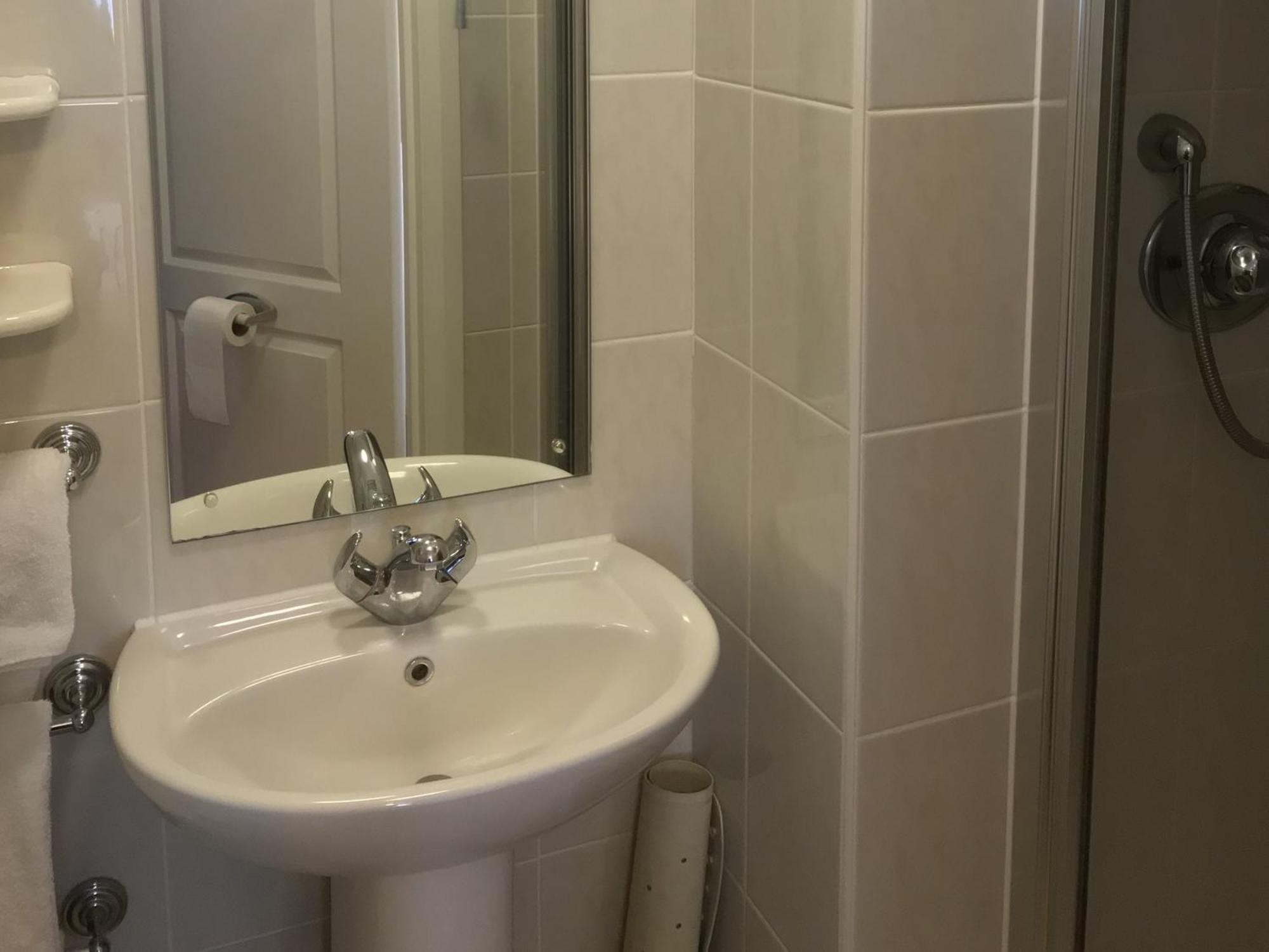 Merton House ワージング 部屋 写真